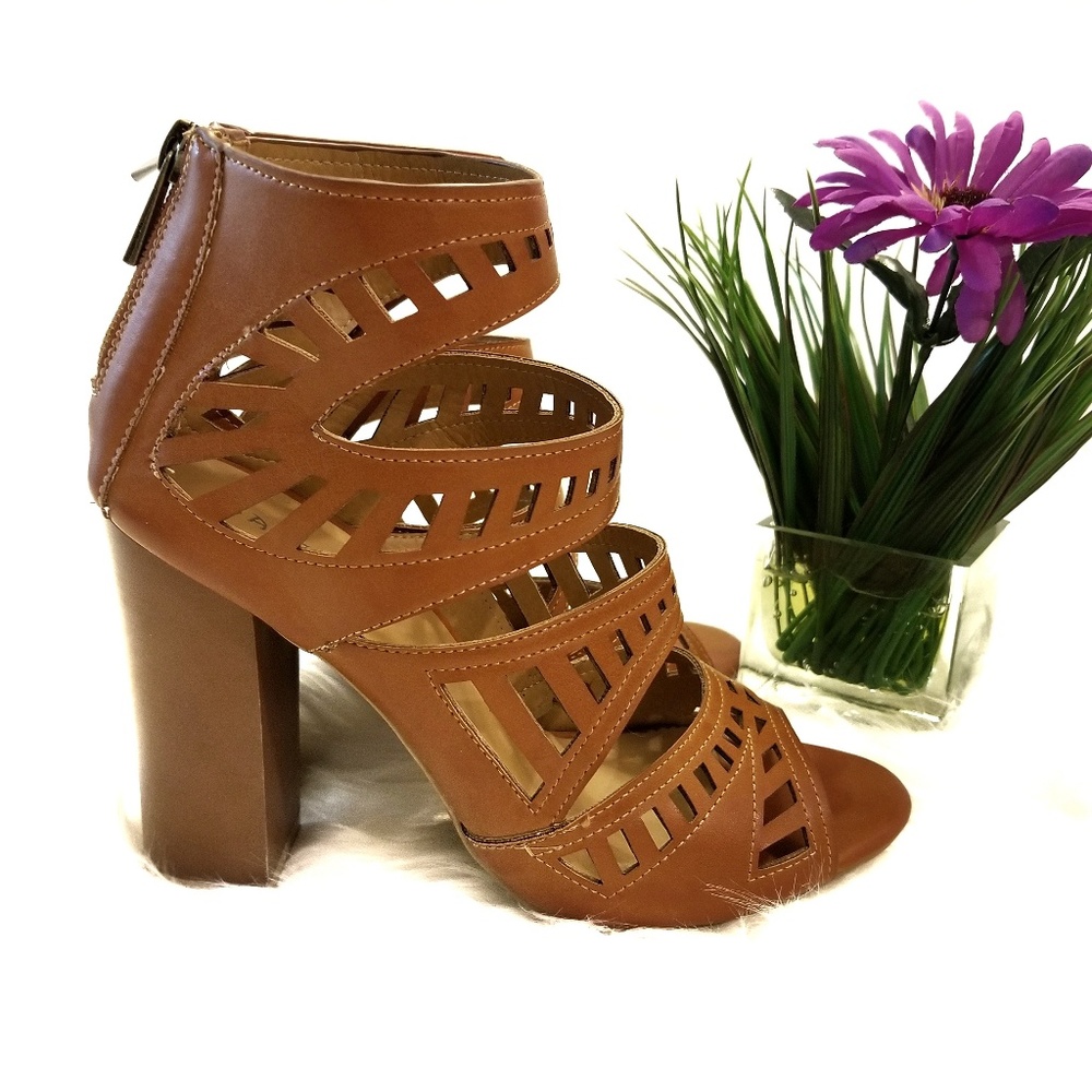 Bamboo ❤ Brown Open Chunky Heeled Sandals